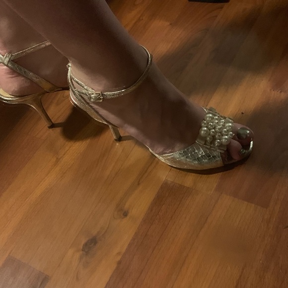 Kate Spade Pearl Heels - Picture 5 of 7